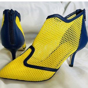 Beau + Ashe Heels Size 5.5 Women’s Mesh Shoes Michigan Blue & Gold Zipper Shoe